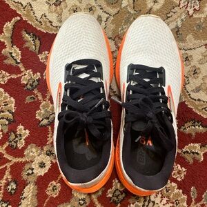 WOMEN'S Brooks Launch GTS 10